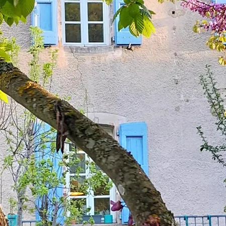 Гостевой дом D'hotes Le Devezou 12400 Affrique