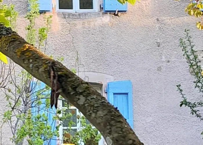 Гостевой дом D'hotes Le Devezou 12400 Affrique